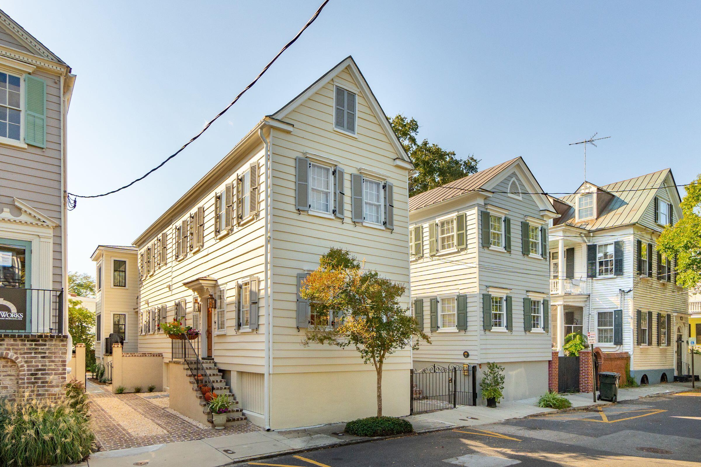 19 Logan Street Charleston, SC 29401 - Photo 1 of 50 Exterior