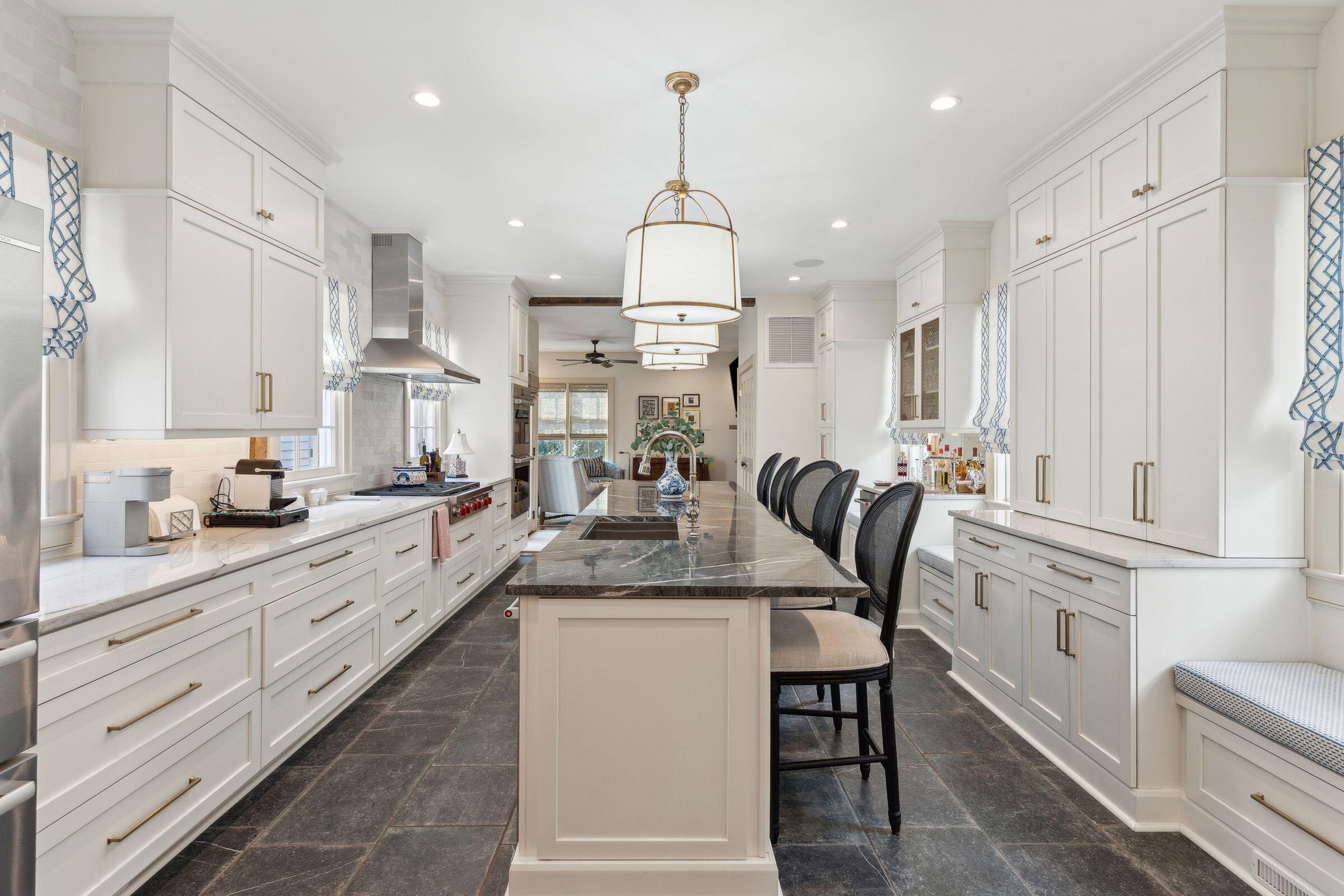 19 Logan Street Charleston, SC 29401 - Photo 18 of 50 Kitchen