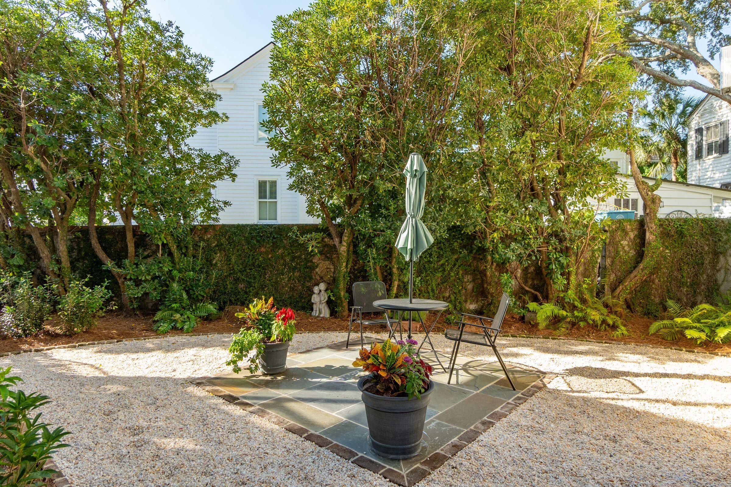19 Logan Street Charleston, SC 29401 - Photo 44 of 50 Backyard