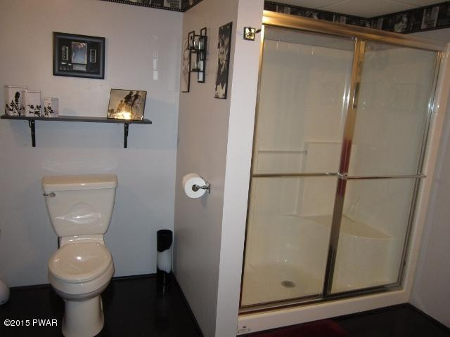 122 Pebble Rock Road Lackawaxen, PA 18435 - Photo 30 of 38 Gallery Image 30