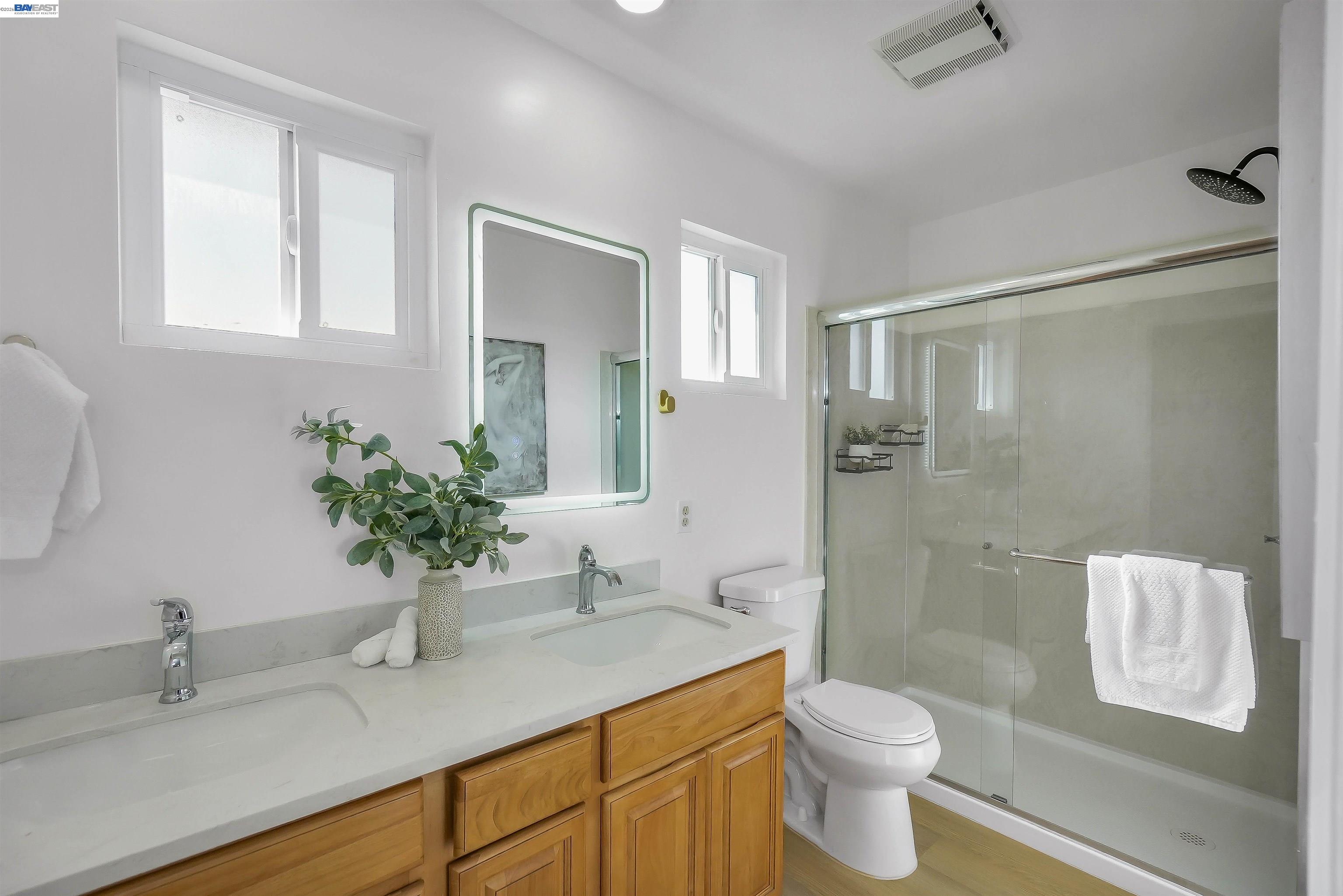 18286 Center Street Castro Valley, CA 94546 - Photo 29 of 60