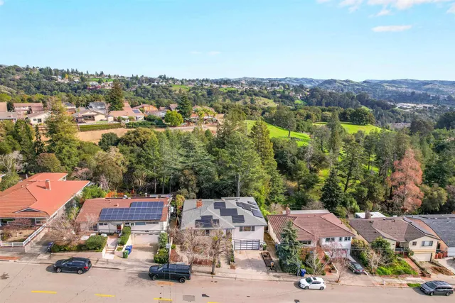 $1,649,000 | 18286 Center Street, Castro Valley, CA 94546