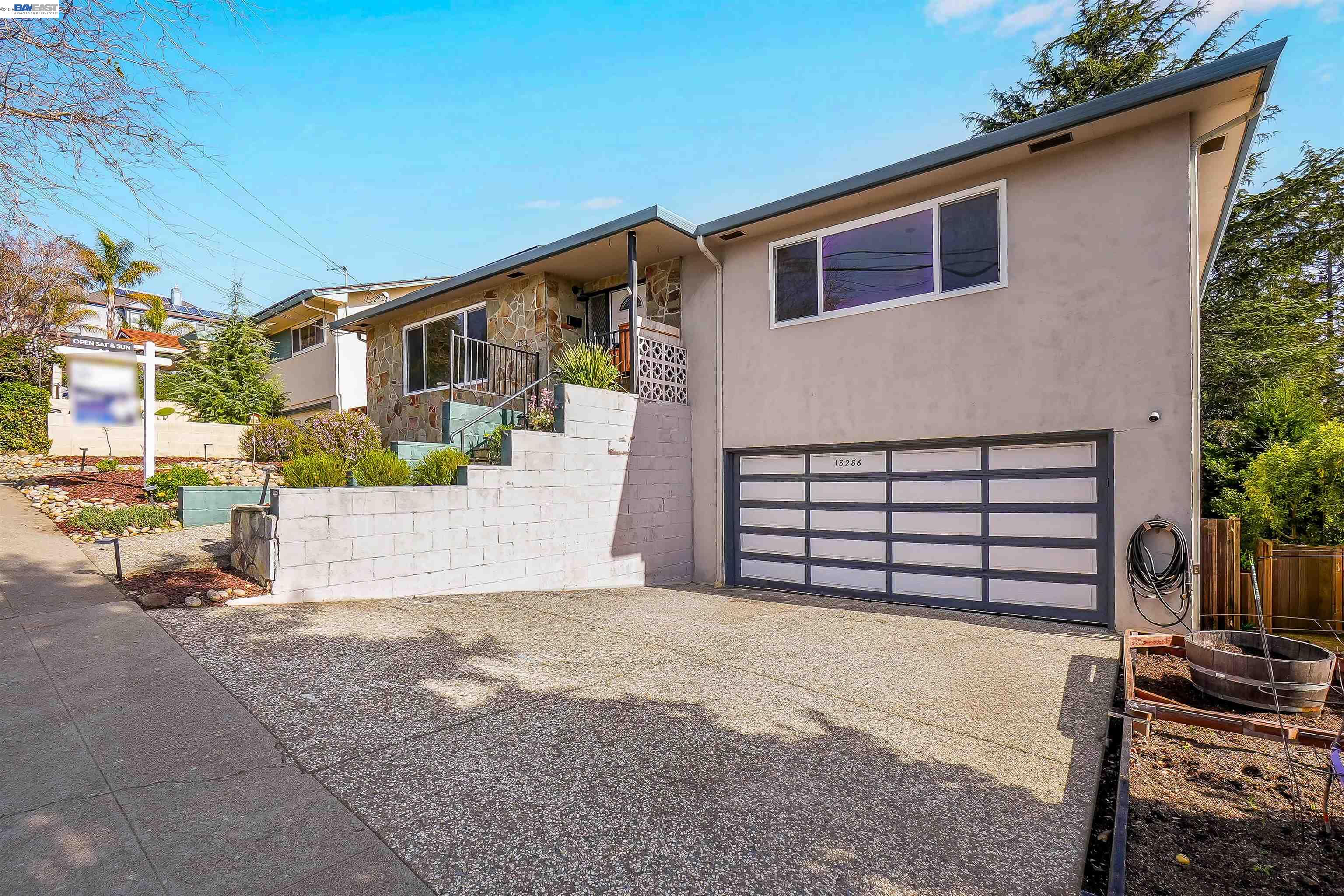 18286 Center Street Castro Valley, CA 94546 - Photo 8 of 60