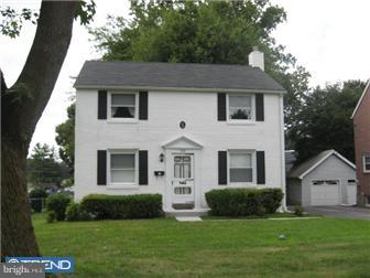 534 Springview Lane Springfield, PA 19064 - Photo 1 of 12 Exterior Front