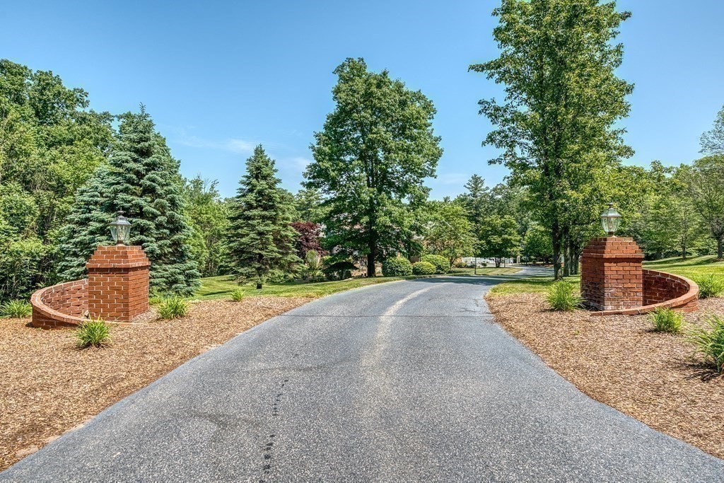 36 Greenwood Road Hopkinton, MA 01748 - Photo 8 of 42 Gallery Image 8