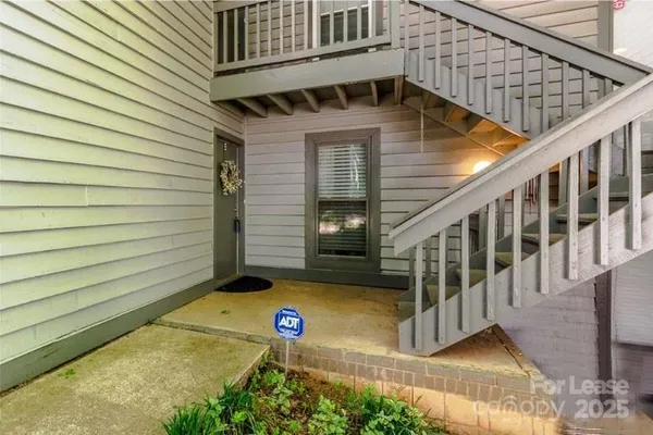 $1,700 | 4948 Sardis Road, Unit A, Charlotte, NC 28270