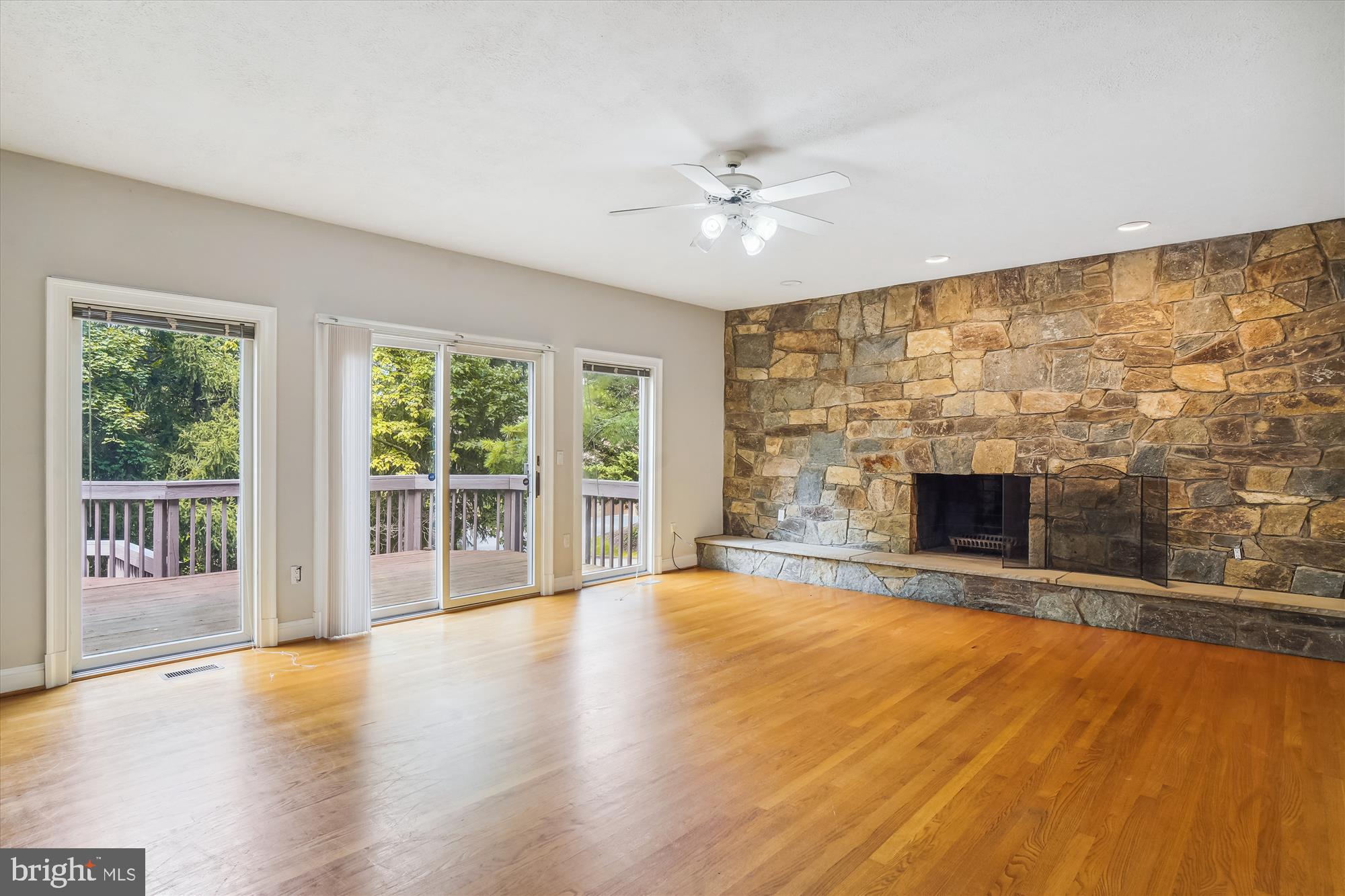 9621 Eldwick Way Potomac, MD 20854 - Photo 12 of 14