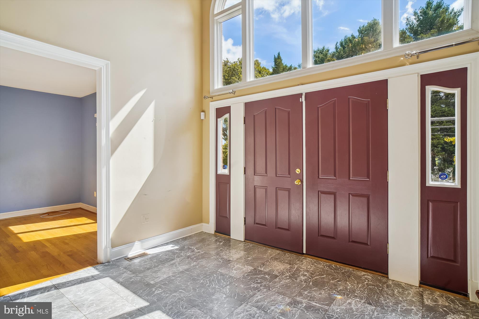 9621 Eldwick Way Potomac, MD 20854 - Photo 5 of 14