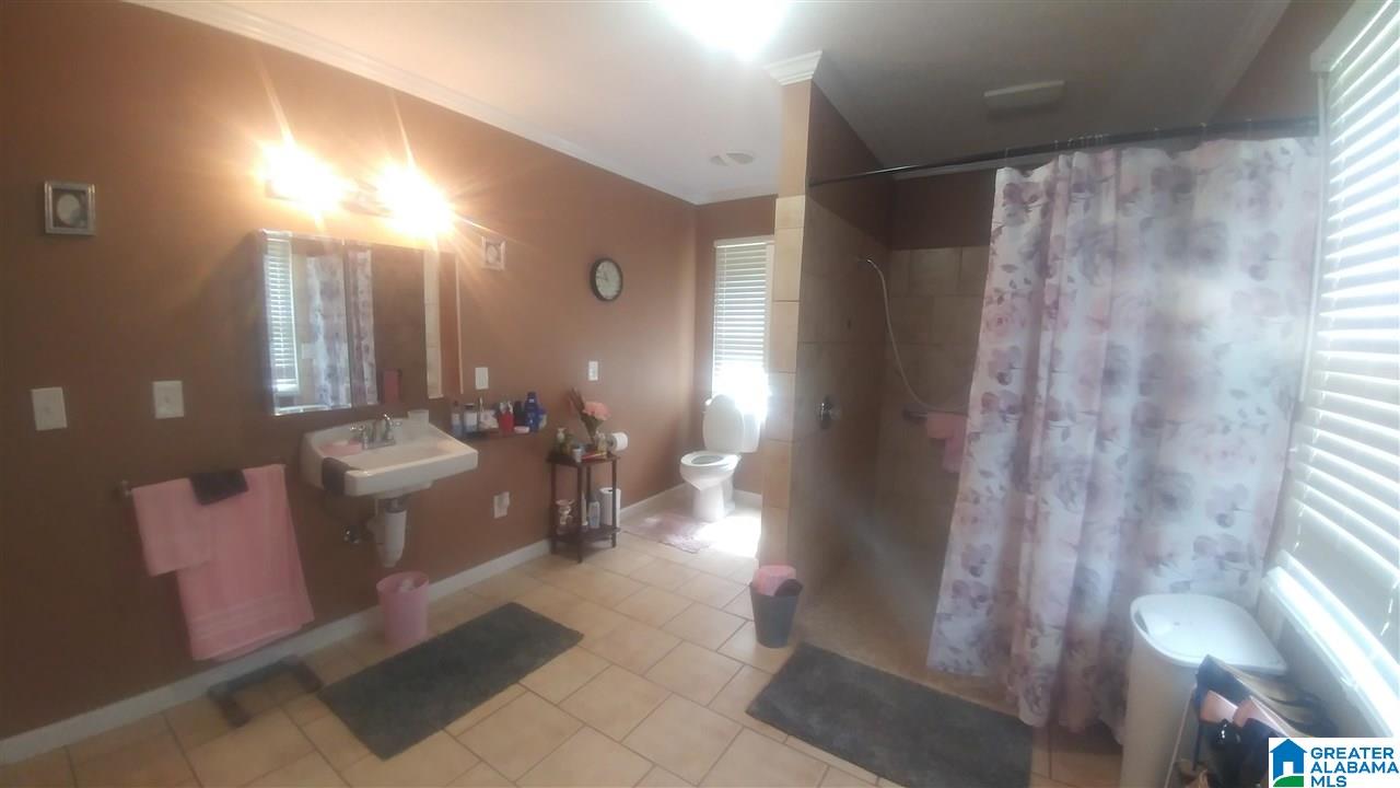 1376 Old Shocco Road Talladega, AL 35160 - Photo 15 of 18