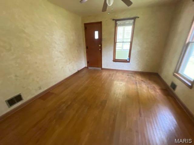 402 Condit Avenue Alton, IL 62002 - Photo 4 of 12