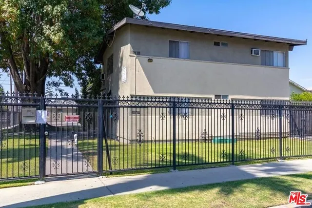 $3,300 | 3620 South Budlong Avenue, Unit 5, Los Angeles, CA 90007