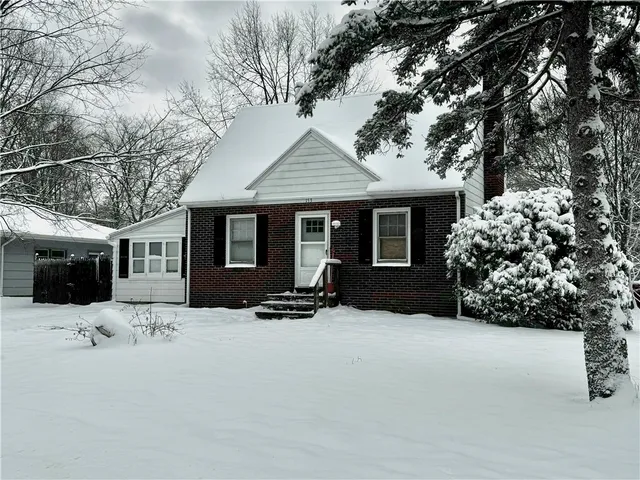 $2,300 | 153 Holmes Road, Greece, NY 14626