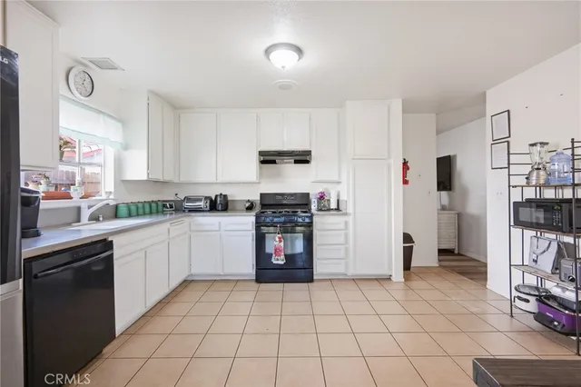 $525,000 | 12557 Valley Meadows Drive, Moreno Valley, CA 92553