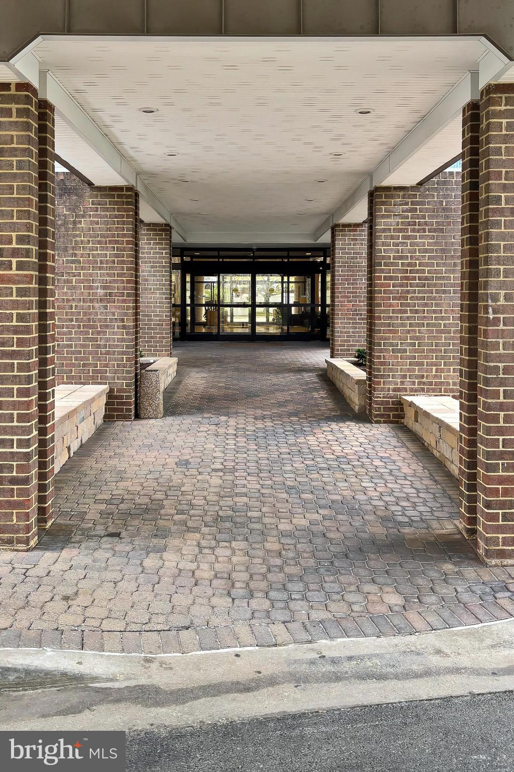 6101 Edsall Road, Unit 1206 Alexandria, VA 22304 - Photo 4 of 52 a view of an entrance