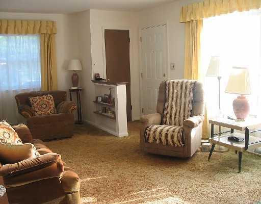 20063 Elwell Road Belleville, MI 48111 - Photo 2 of 8 Photo 2