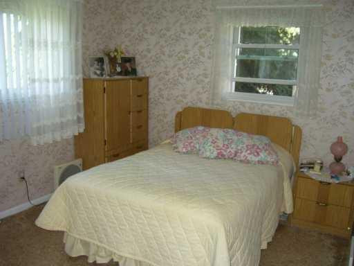 20063 Elwell Road Belleville, MI 48111 - Photo 4 of 8 Photo 4