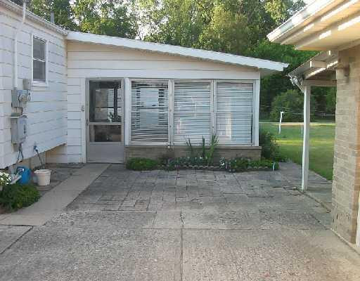 20063 Elwell Road Belleville, MI 48111 - Photo 7 of 8 Photo 7