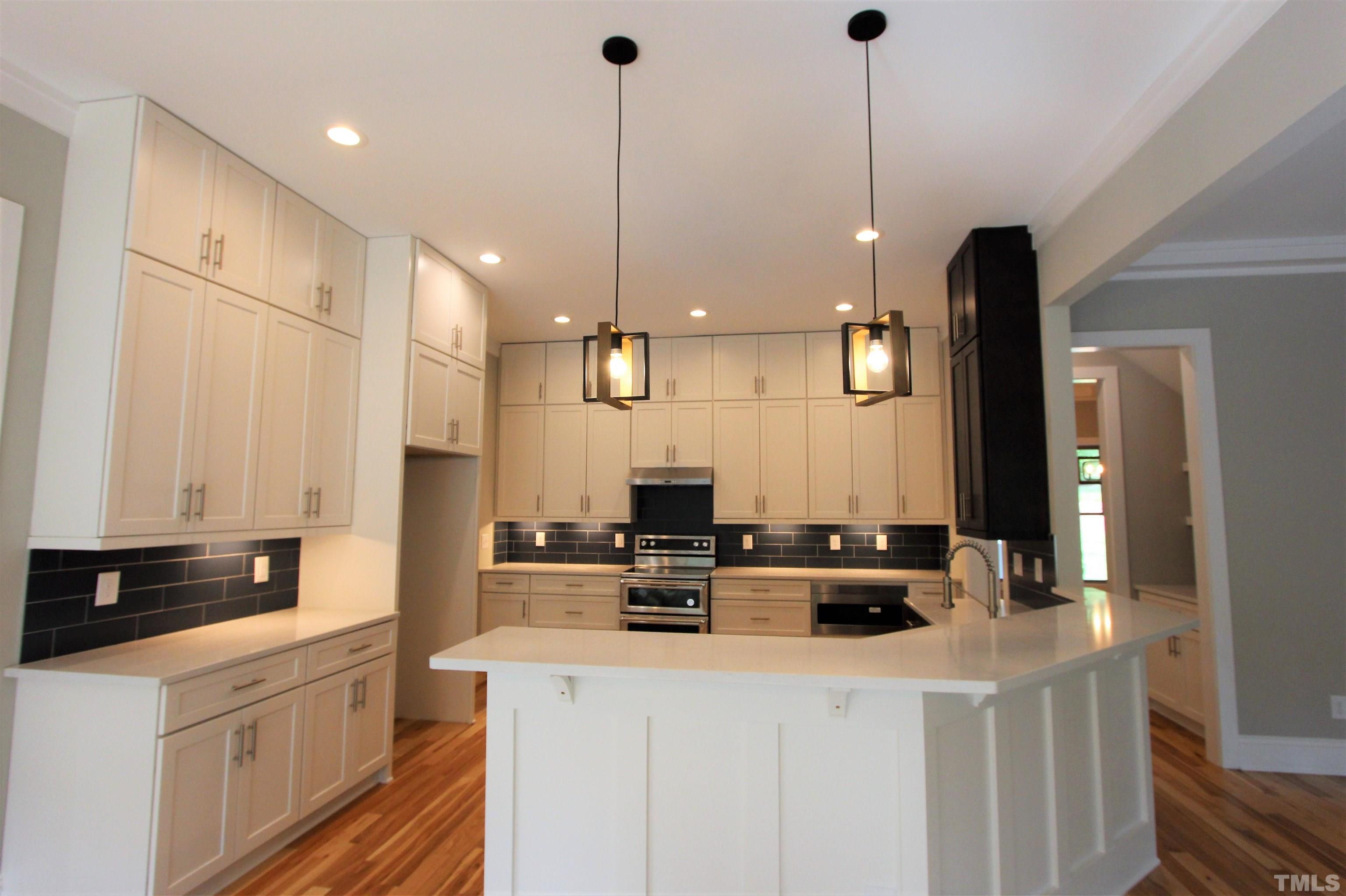 6309 Earle Ridge Lane Raleigh, NC 27606 - Photo 14 of 47 Gallery Image 14