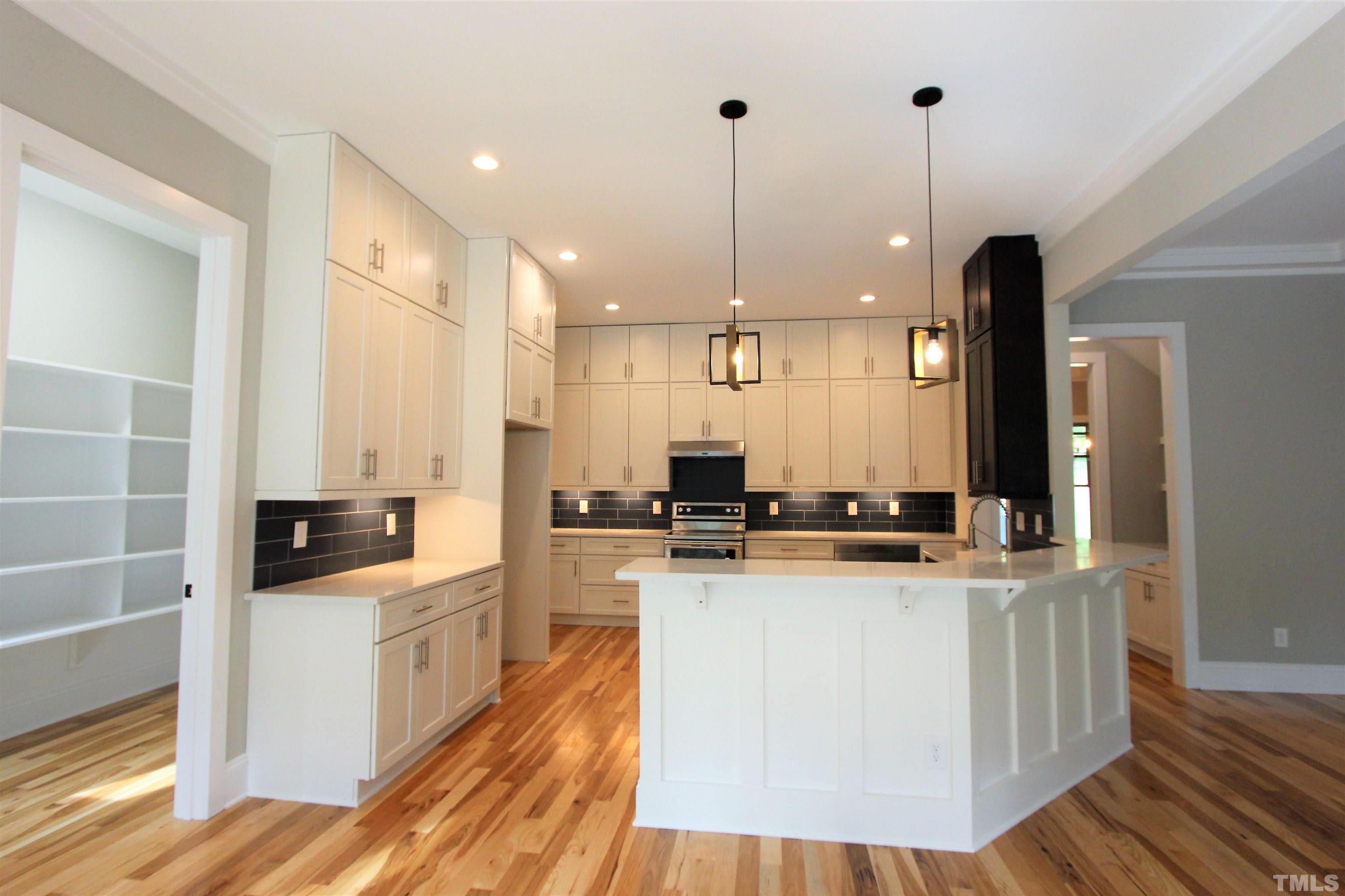 6309 Earle Ridge Lane Raleigh, NC 27606 - Photo 15 of 47 Gallery Image 15