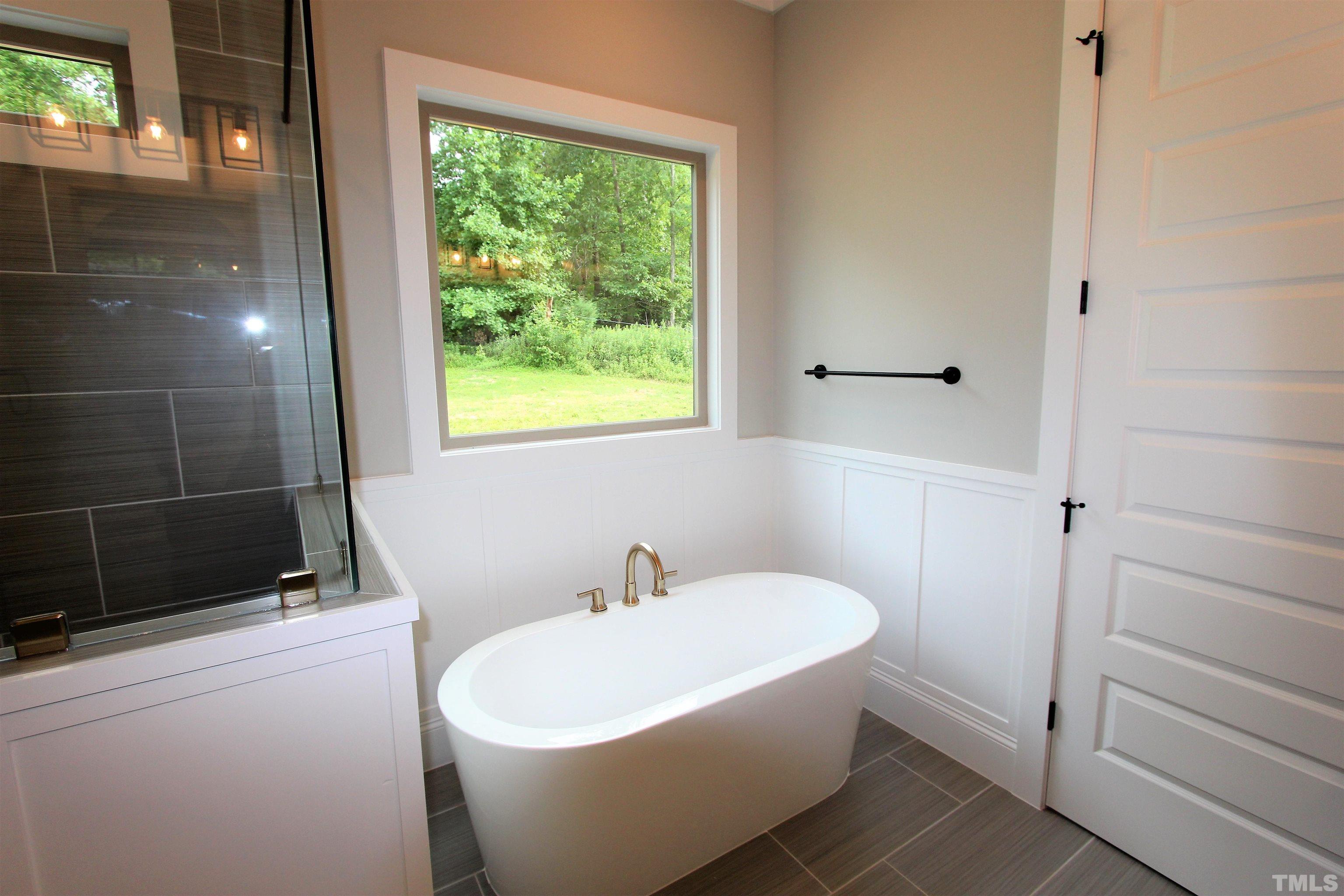 6309 Earle Ridge Lane Raleigh, NC 27606 - Photo 26 of 47 Gallery Image 26