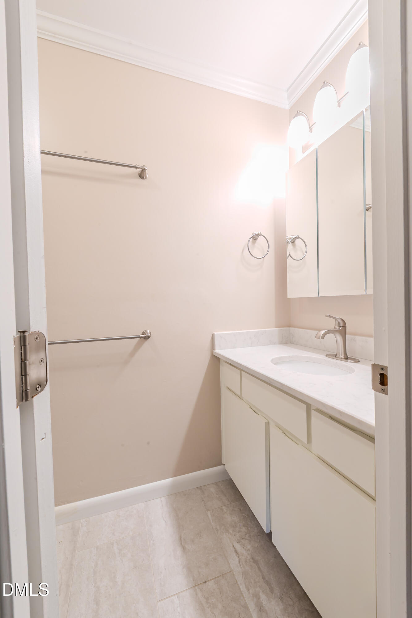 8200 Mourning Dove Road Raleigh, NC 27615 - Photo 16 of 38 2E6A5274