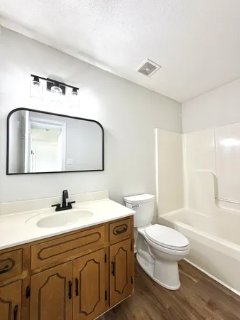 $1,350 | 740 Carmack Court, Clarksville, TN 37042