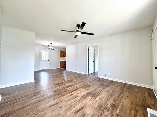 $1,350 | 740 Carmack Court, Clarksville, TN 37042