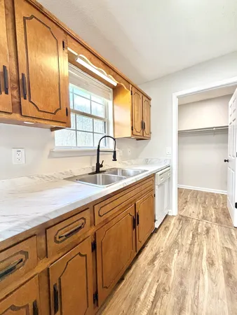 $1,350 | 740 Carmack Court, Clarksville, TN 37042