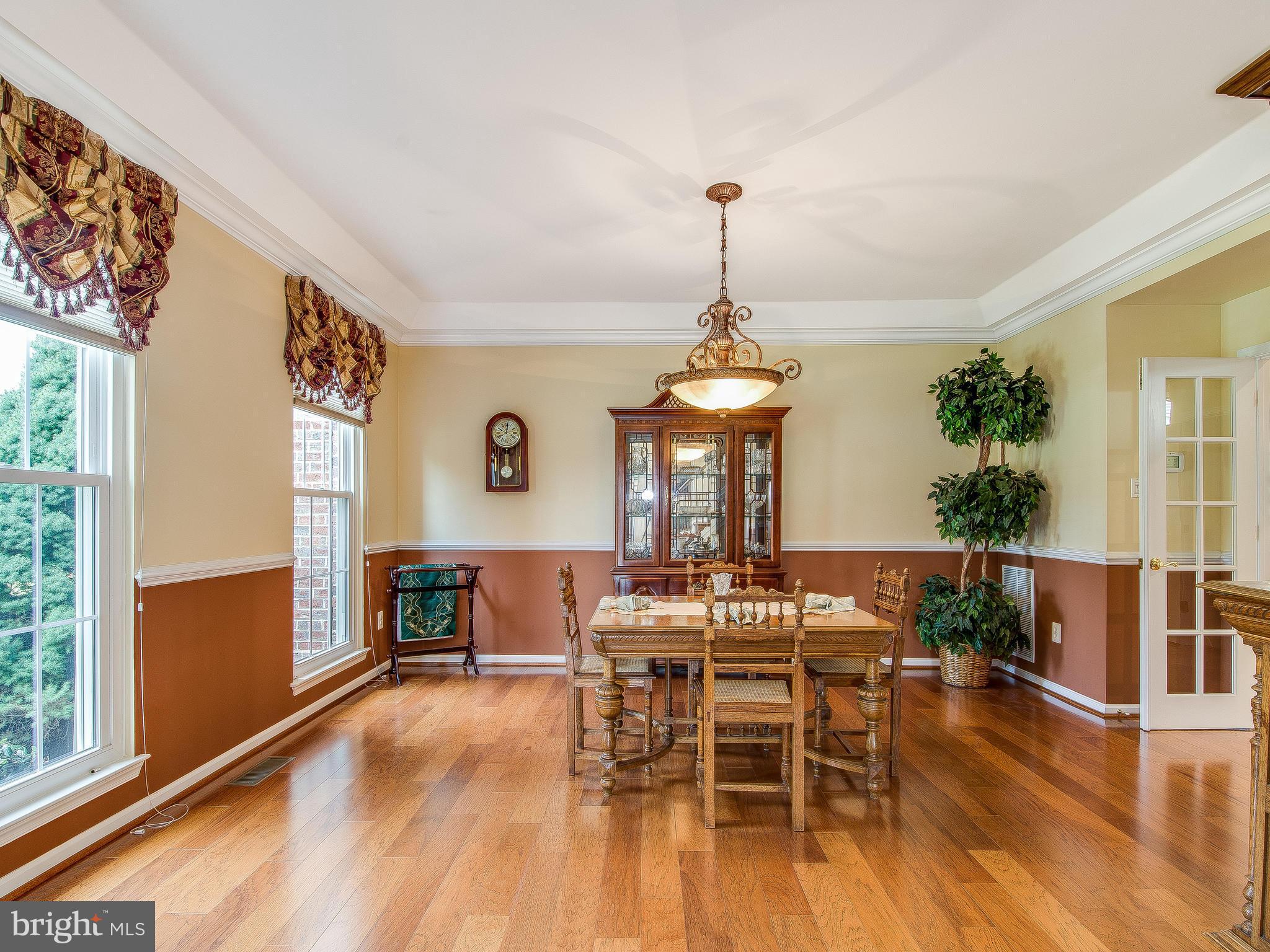 9625 Greenel Road Damascus, MD 20872 - Photo 8 of 30 Dining Room With Wide Plank Hardwood Floors