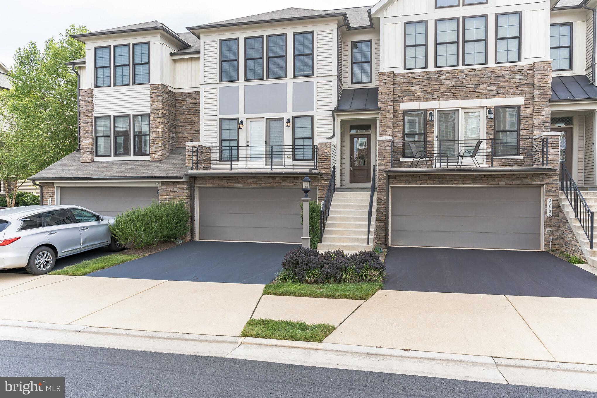 23504 Epperson Square Brambleton, VA 20148 - Photo 2 of 39