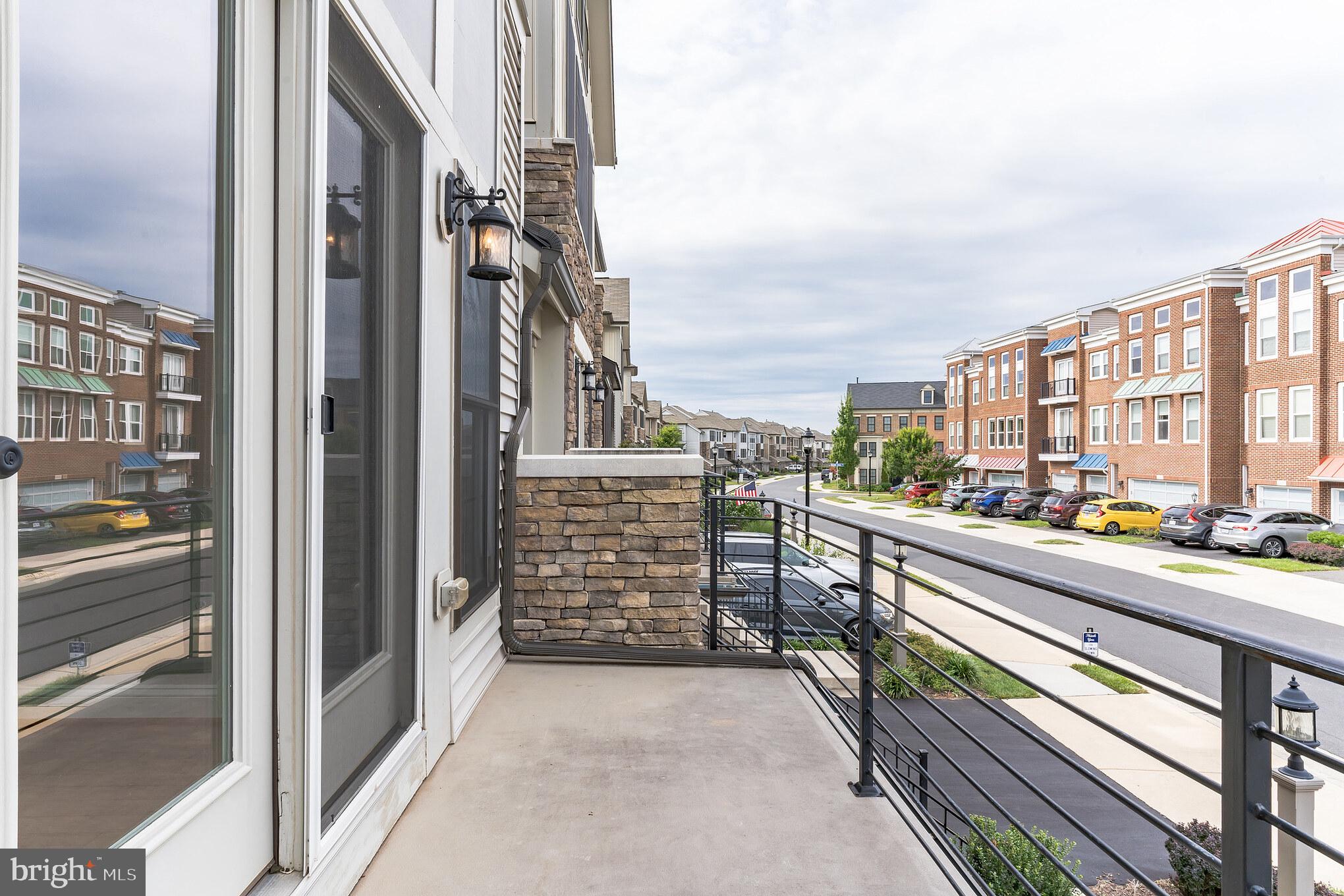 23504 Epperson Square Brambleton, VA 20148 - Photo 6 of 39