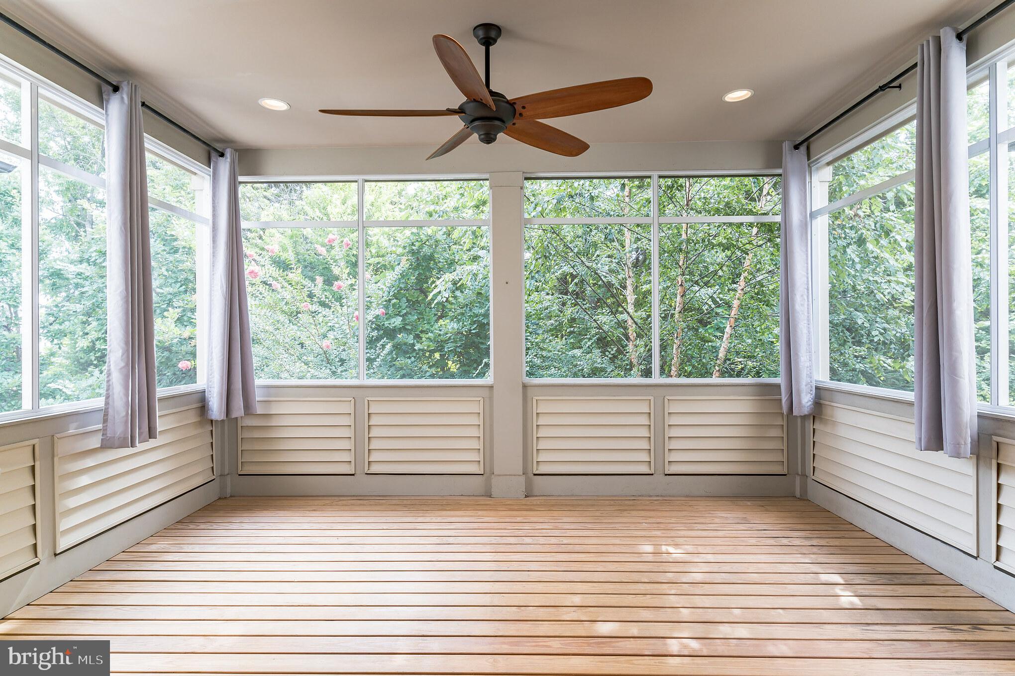 23504 Epperson Square Brambleton, VA 20148 - Photo 9 of 39