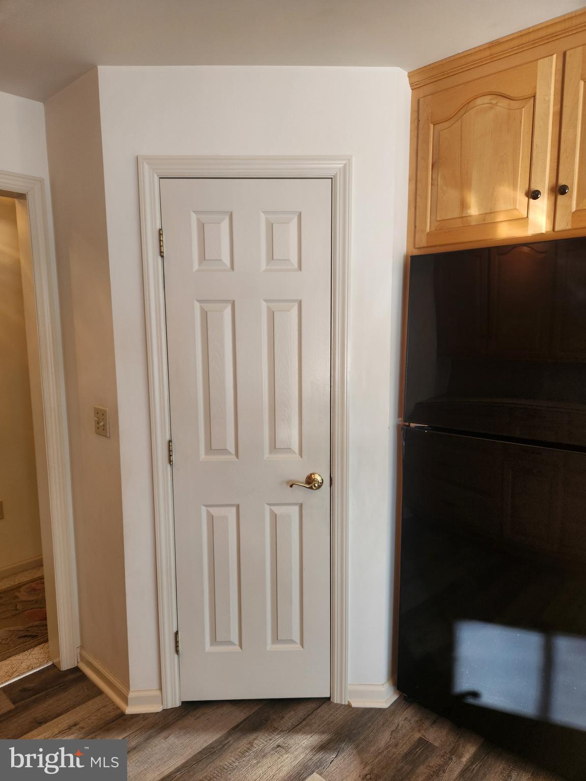 33 Tara Drive Lititz, PA 17543 - Photo 25 of 53 a view of front door with wooden floor