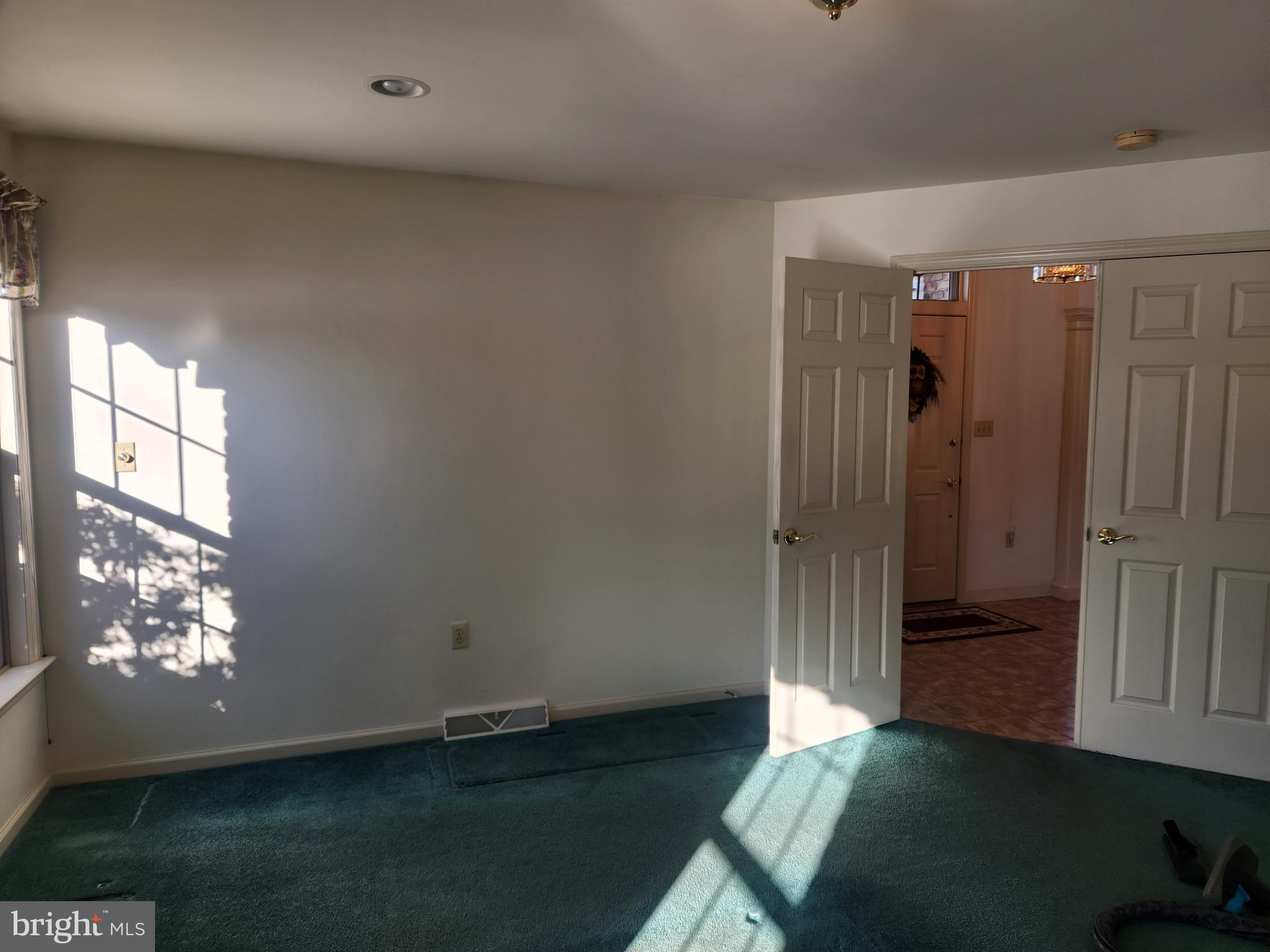 33 Tara Drive Lititz, PA 17543 - Photo 29 of 53 wooden floor in an empty room