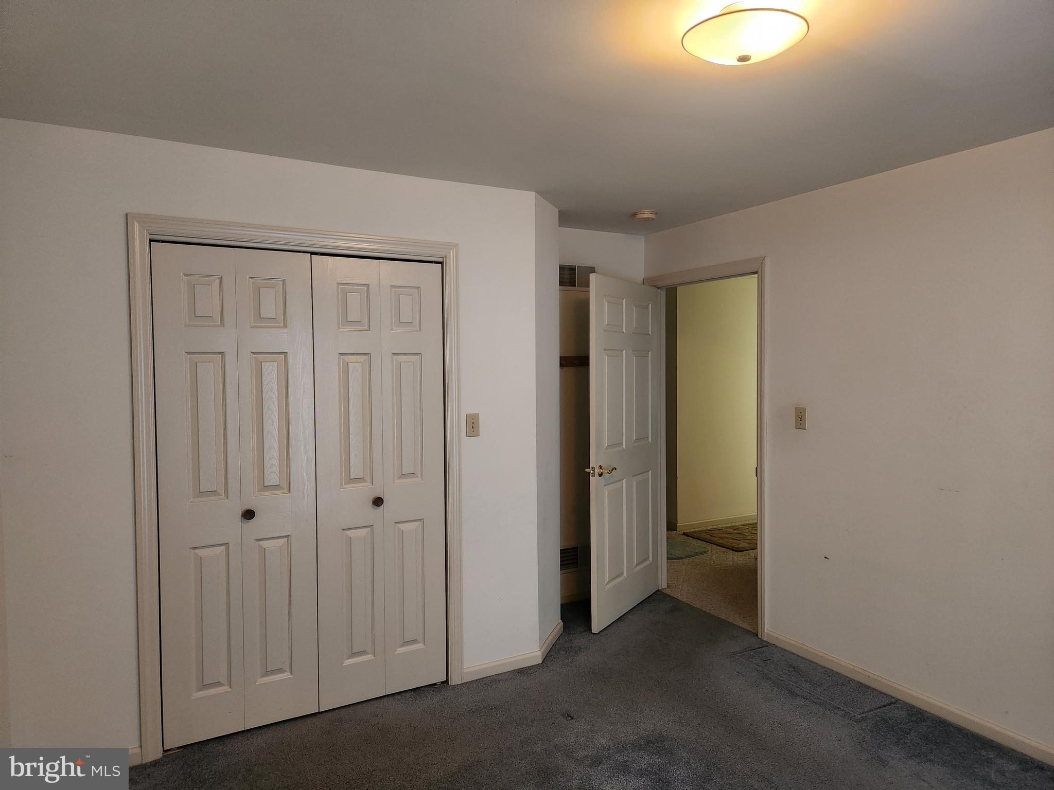 33 Tara Drive Lititz, PA 17543 - Photo 40 of 53 an empty room with closet area