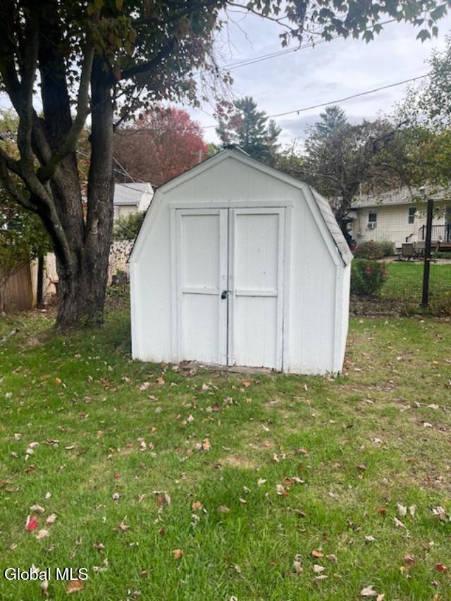 7 Merrifield Place Bethlehem, NY 12054 - Photo 14 of 14 7 MERR SHED