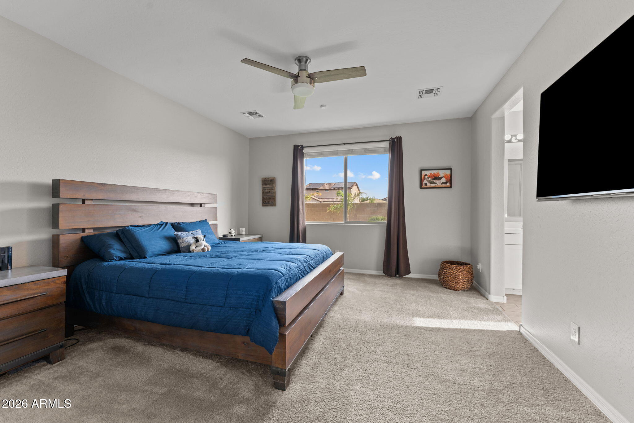 10085 Barley Road Florence, AZ 85132 - Photo 13 of 31 Primary bedroom