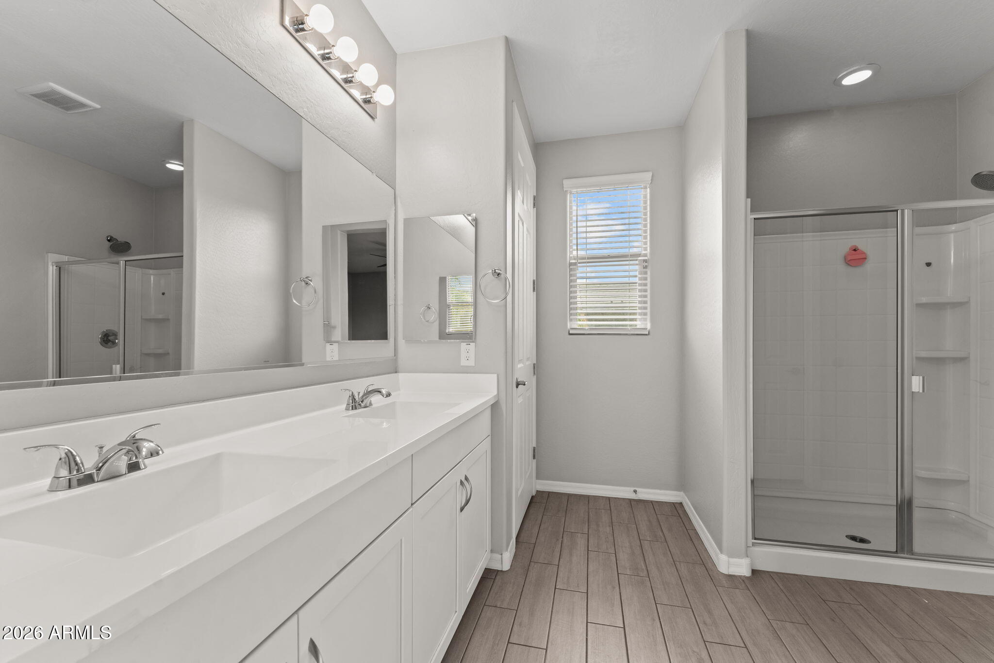 10085 Barley Road Florence, AZ 85132 - Photo 14 of 31 Primary bath