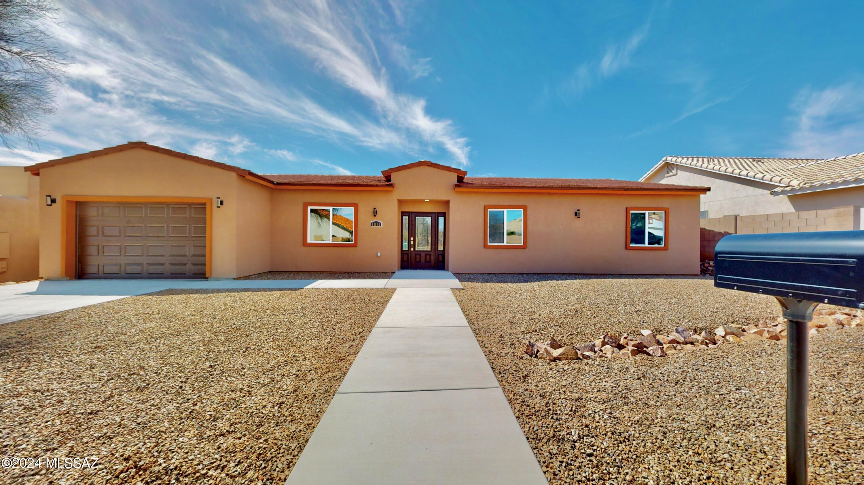 1011 West Rio Hondo Green Valley, AZ 85614 - Photo 14 of 49