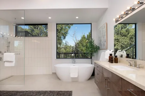 $10,850,000 | 45 Calaveras Court, Hillsborough, CA 94010