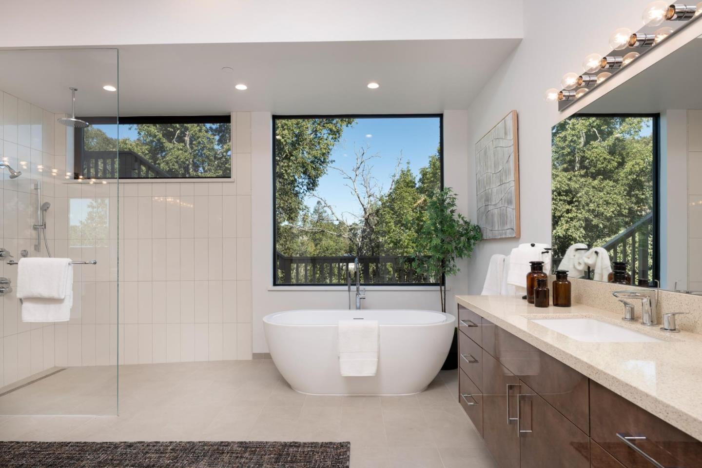 45 Calaveras Court Hillsborough, CA 94010 - Photo 27 of 35 Gallery Image 27