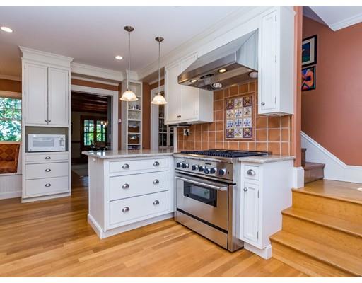 9 Glengarry Road Winchester, MA 01890 - Photo 9 of 36 Gallery Image 9