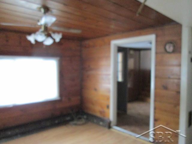 4227 South Graham Road Saginaw, MI 48609 - Photo 9 of 10 20351705-8.JPG