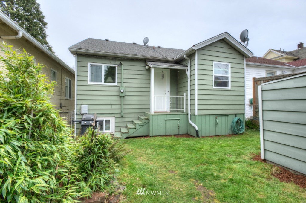 746 North 76th Street Seattle, WA 98103 - Photo 11 of 11 Gallery Image 11