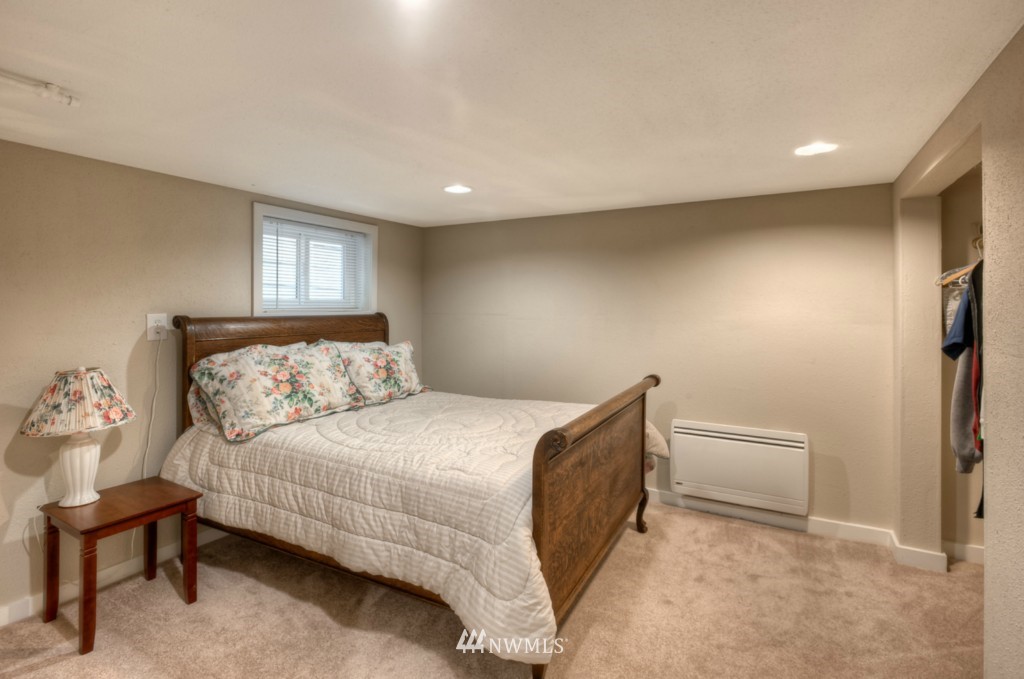 746 North 76th Street Seattle, WA 98103 - Photo 8 of 11 Gallery Image 8
