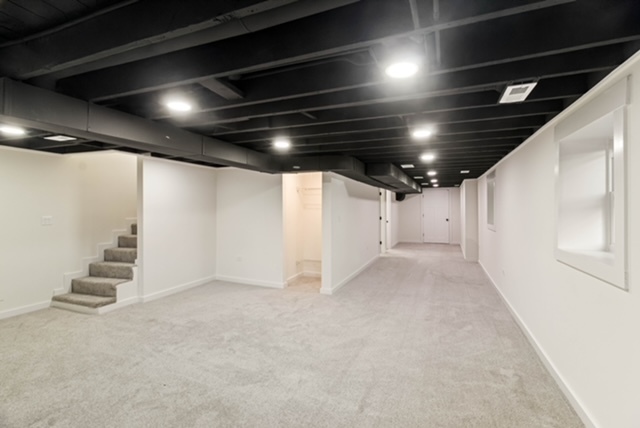 1018 North Harding Avenue Chicago, IL 60651 - Photo 17 of 38 a view of an empty room