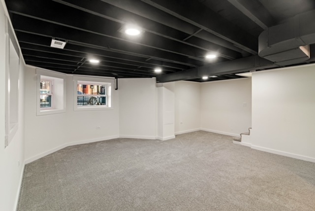 1018 North Harding Avenue Chicago, IL 60651 - Photo 18 of 38 a view of empty room