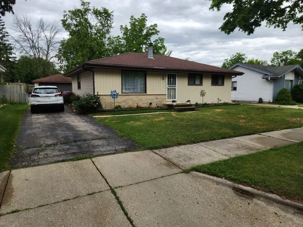 $292,000 | 10409 West Villa Avenue, Milwaukee, WI 53224