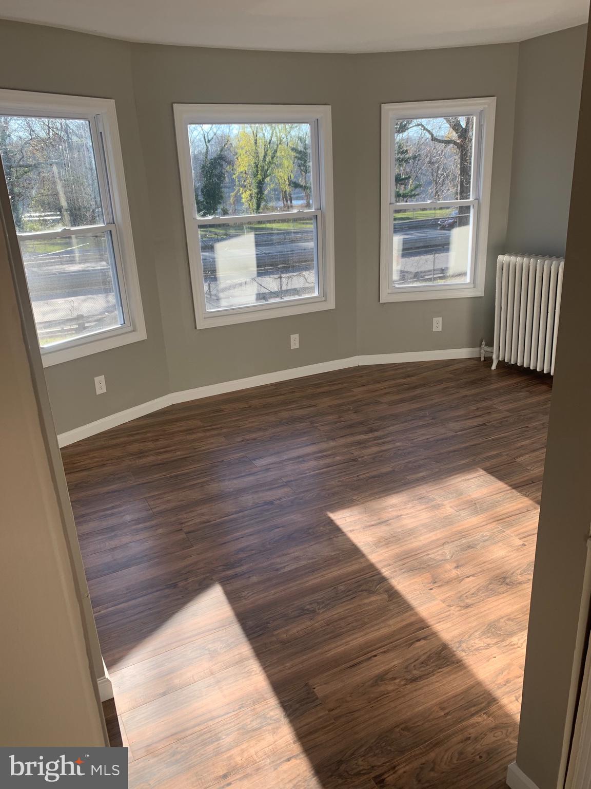 502 Riverside Avenue Trenton, NJ 08618 - Photo 10 of 13 Gallery Image 10