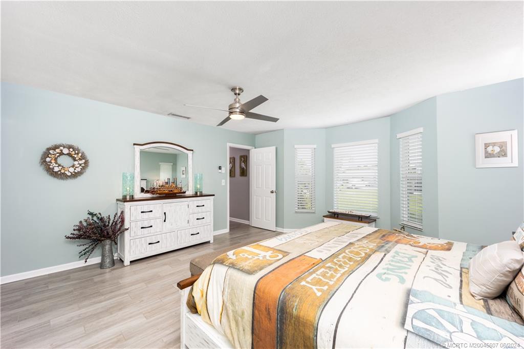 4642 Southeast Shady Ridge Lane Stuart, FL 34997 - Photo 15 of 34